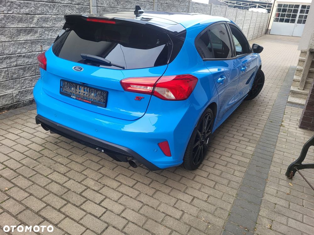 Ford Focus 2.3 EcoBoost ST Edition - 4
