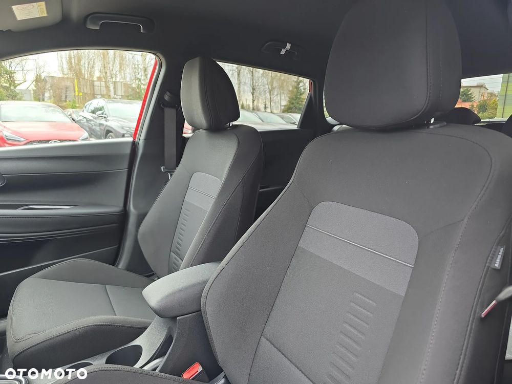 Hyundai Bayon 1.0 T-GDI Smart Black DCT - 10