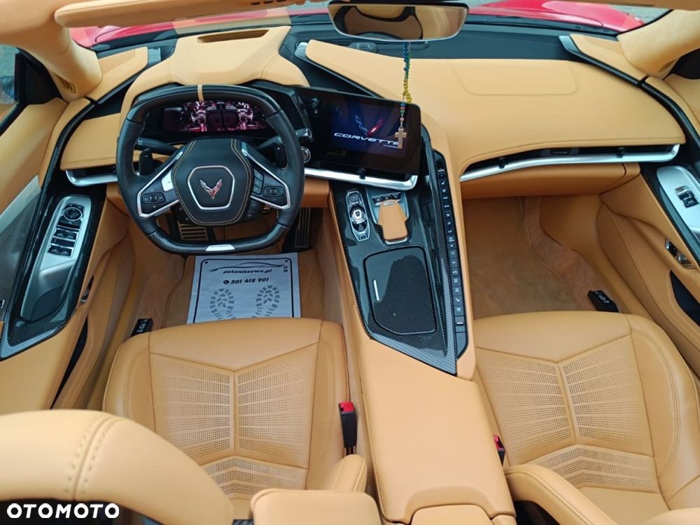 Chevrolet Corvette - 22