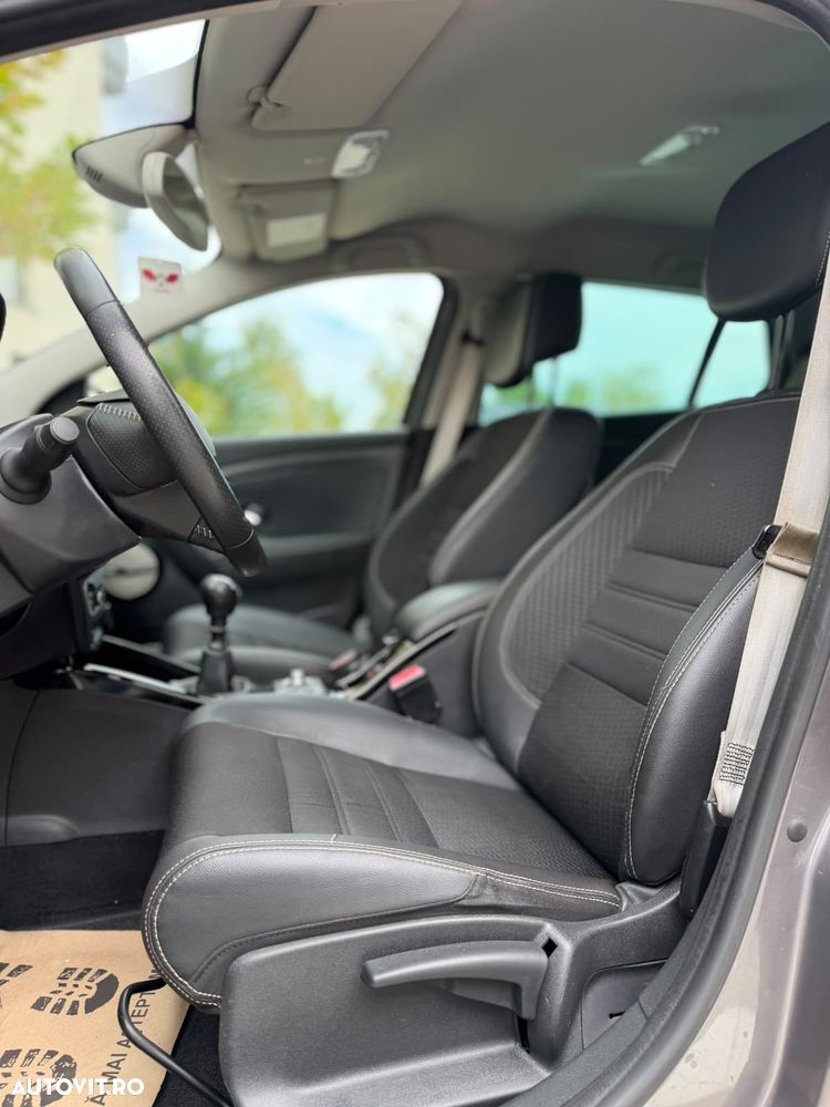 Renault Megane ENERGY dCi 110 Start & Stop Bose Edition - 11