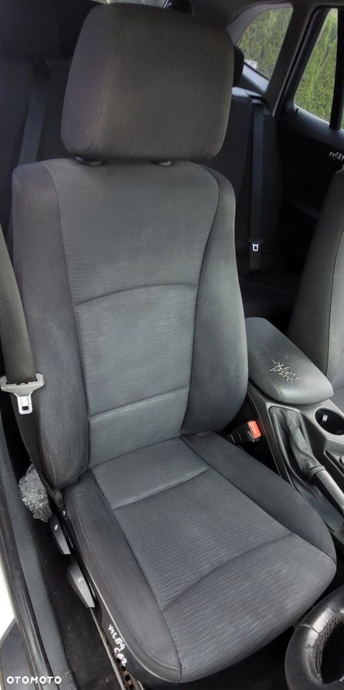 FOTEL PRAWY PRZÓD PRZEDNI BMW X1 E84 - 1