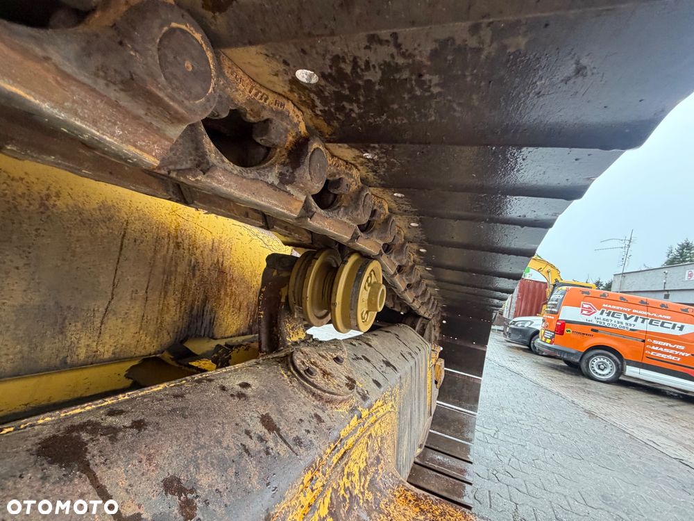 Komatsu D65PXi-18  D6T/D61/D6N - 11
