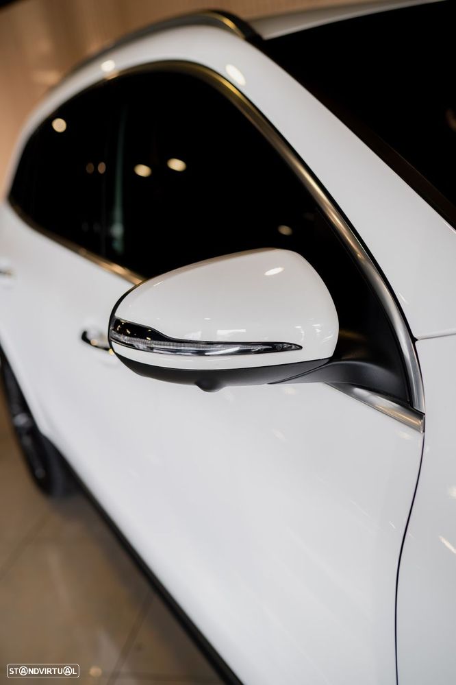 Mercedes-Benz EQA 300 4Matic AMG Line - 28