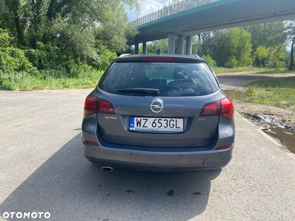 Opel Astra 2.0 CDTI Sport - 2