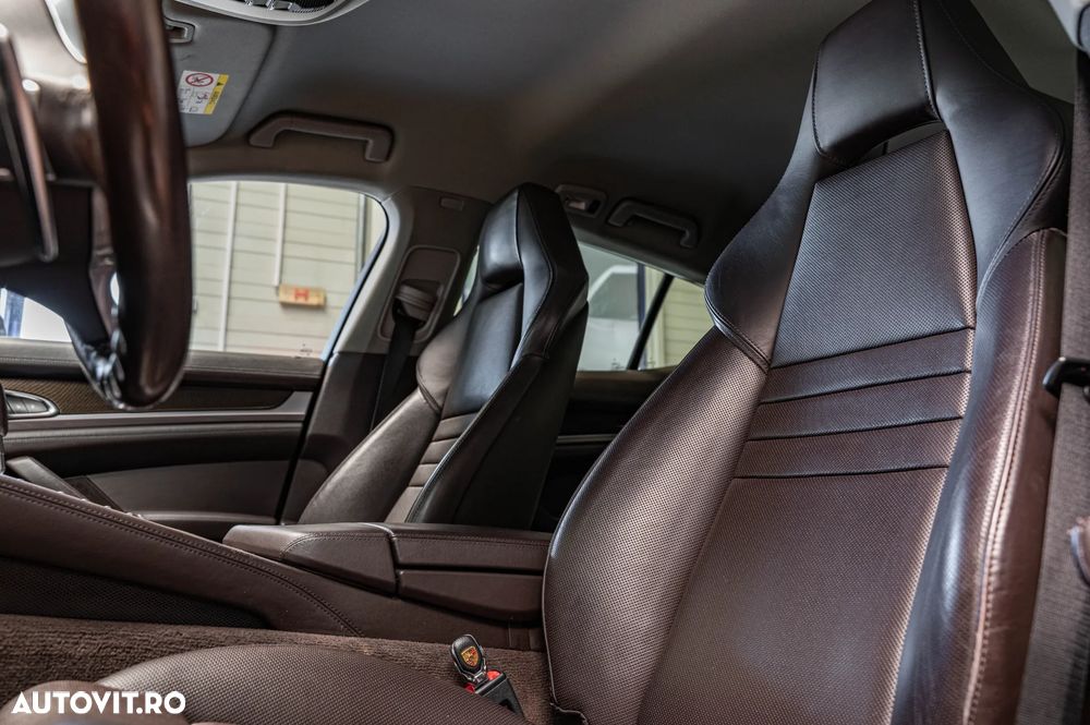 Porsche Panamera 3.0 Tiptronic S - 6