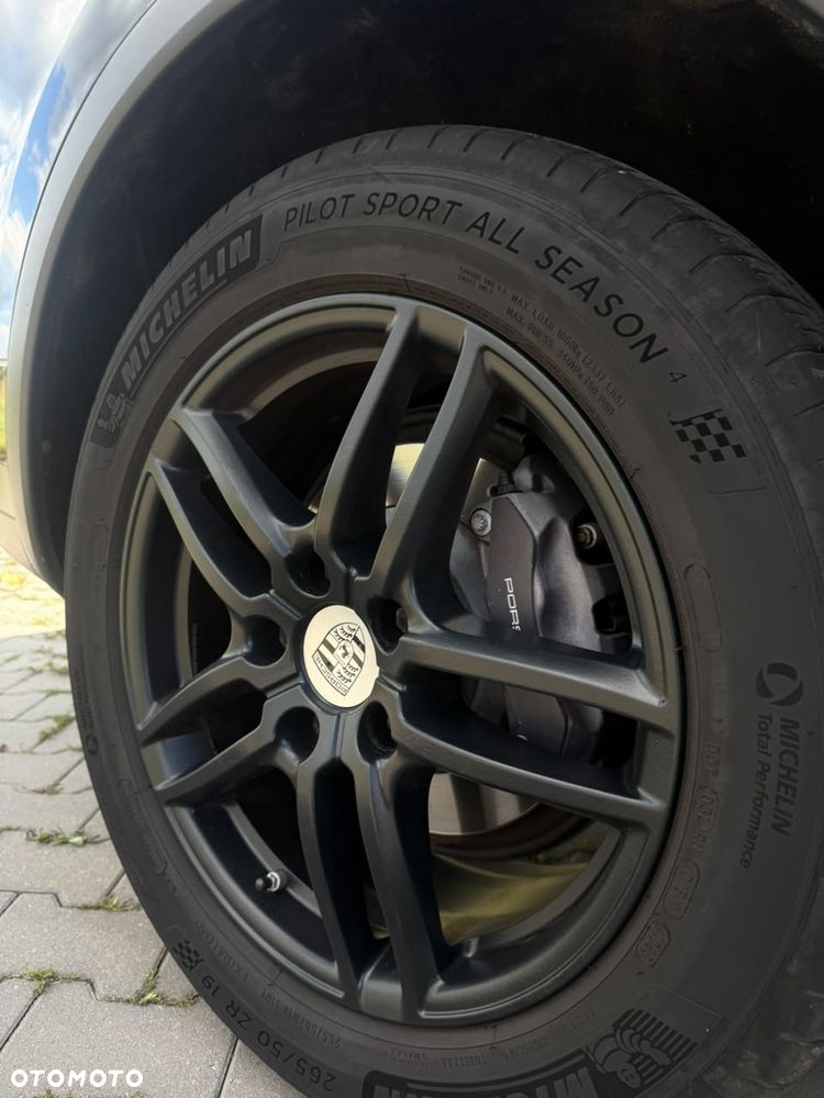 Porsche Cayenne Standard - 32