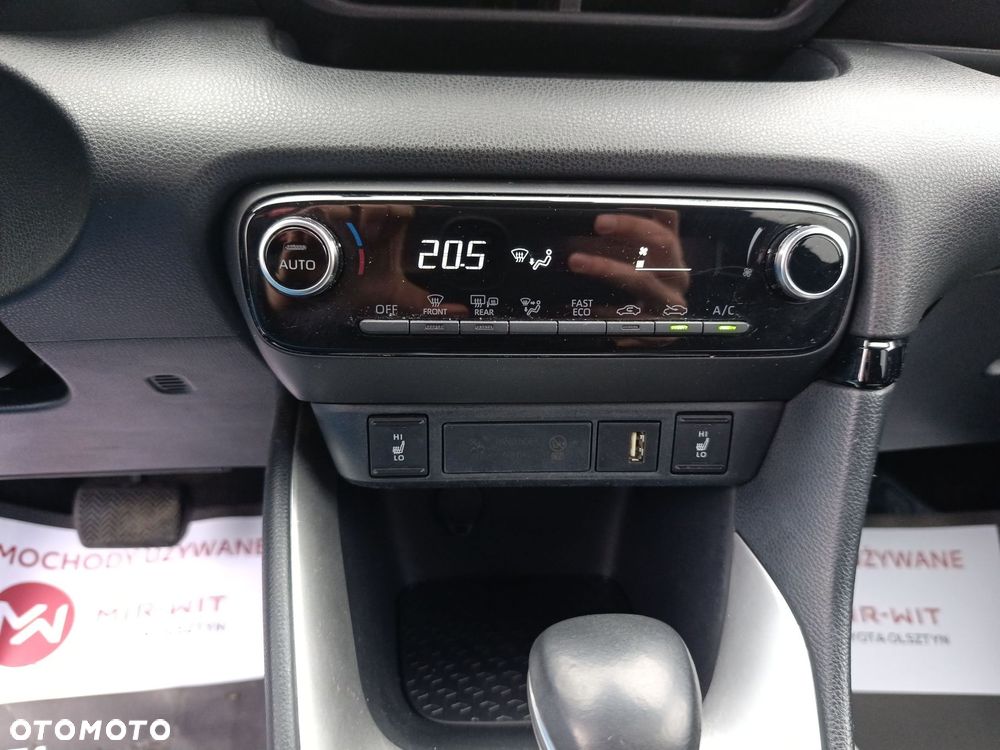 Toyota Yaris Hybrid 1.5 Comfort - 37