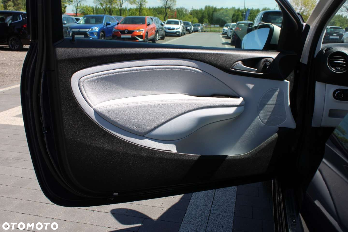 Opel Adam - 26