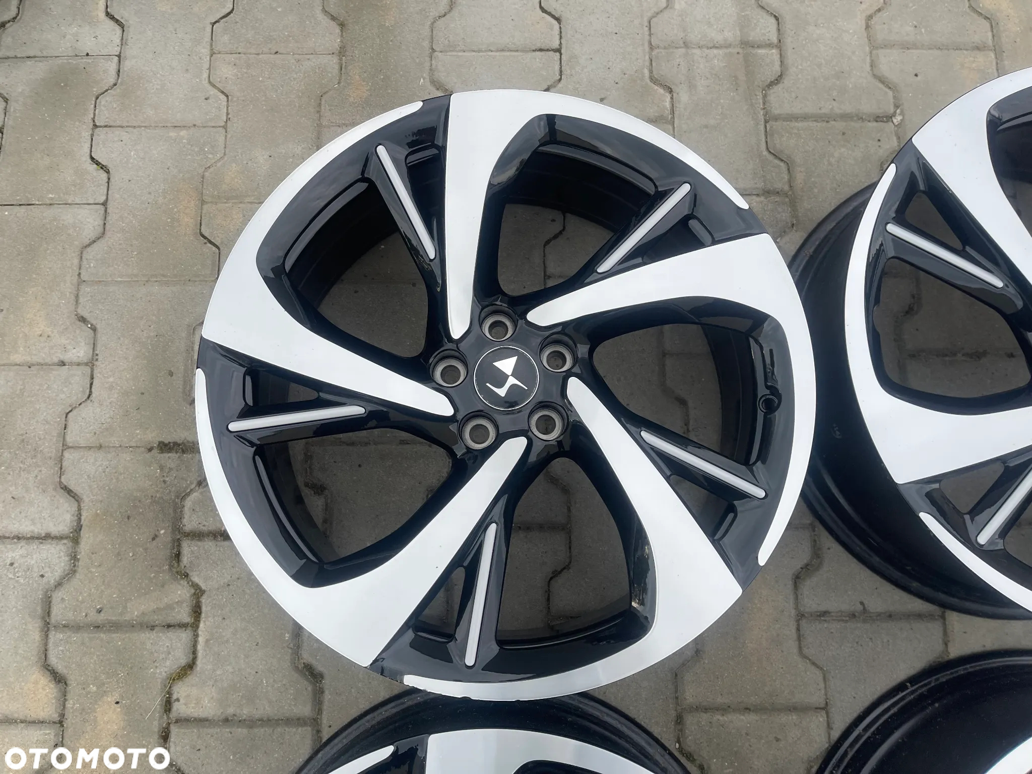 FELGI ALUFELGI 20 CITROEN DS7 DS 7 JAK NOWE! 5X108 ET44 8J 9817501077 SPRAWDZONE ORYGINAŁ - 2