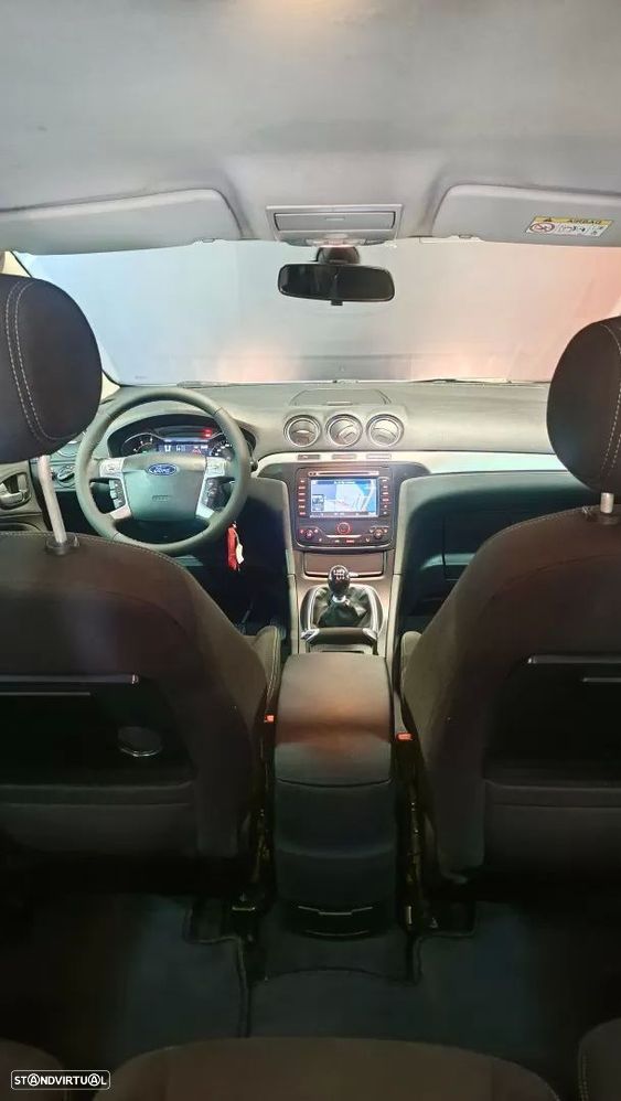 Ford S-Max 2.0 TDCi Trend 7L - 20