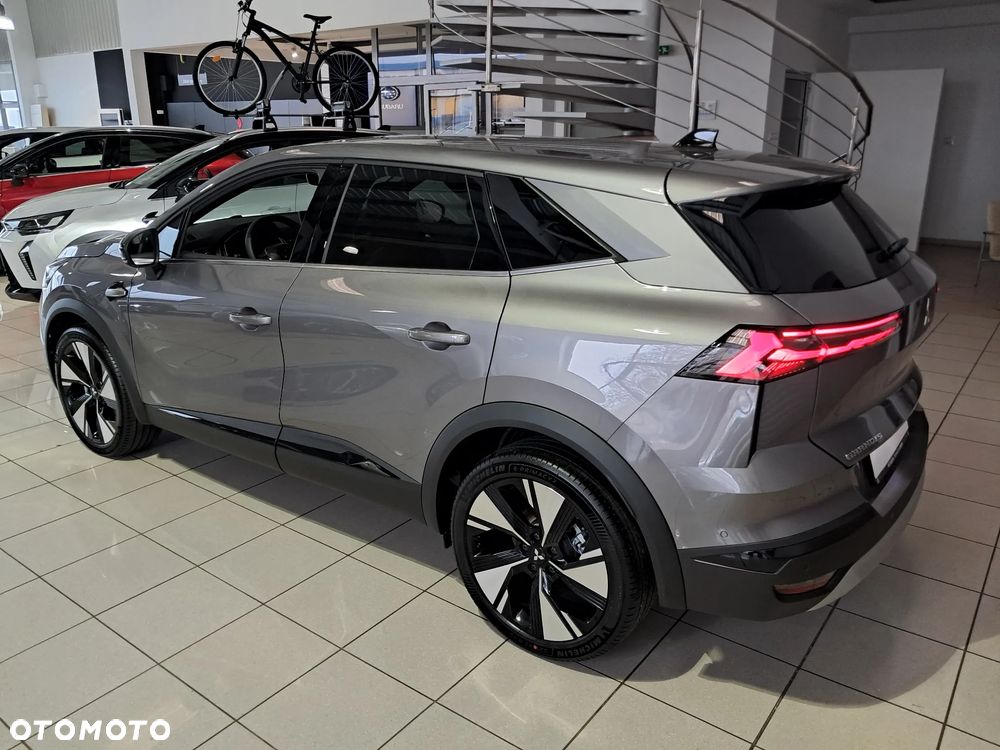 Mitsubishi Grandis 1.8 Hybrid Intense Style Cold - 2