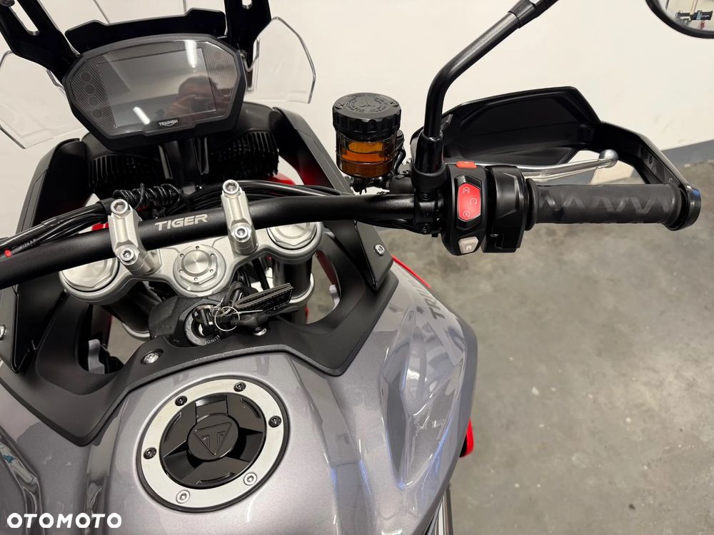 Triumph Tiger - 37