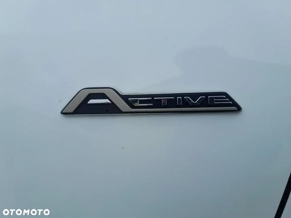 Ford Fiesta 1.0 EcoBoost S&S ACTIVE COLOURLINE - 24
