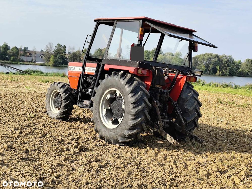 Massey Ferguson - 9