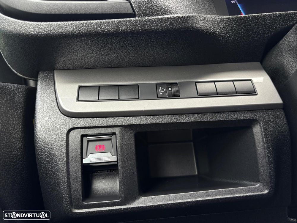 Peugeot e-Expert 75 kWh Semi-Vidrado Premium Long - 9