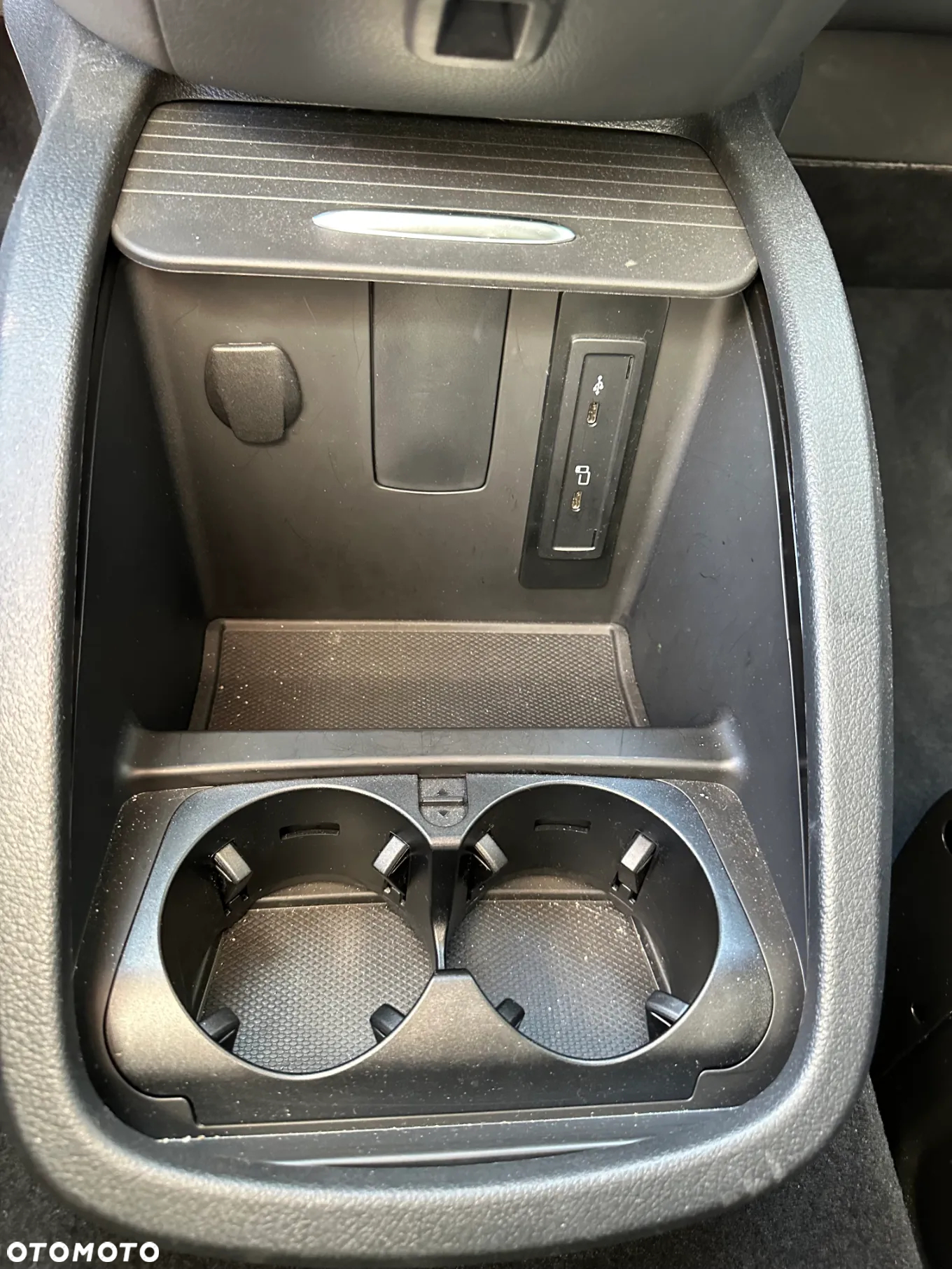 Mercedes-Benz EQV - 21