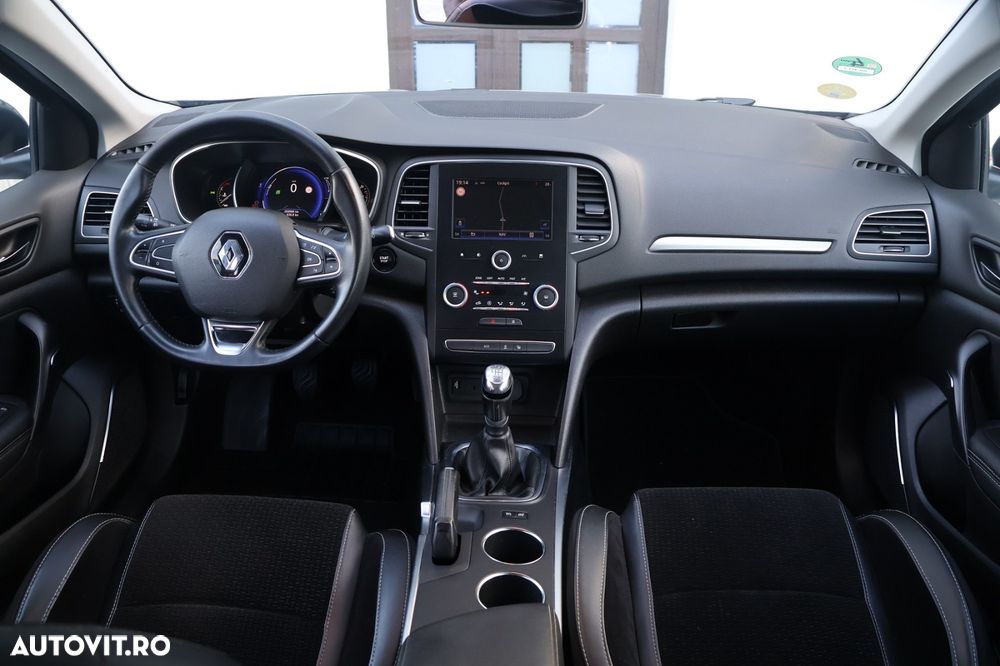 Renault Megane 1.5 dCI Intens - 8