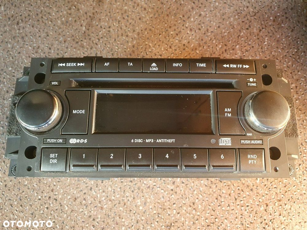 Jeep Grand Cherokee - 25