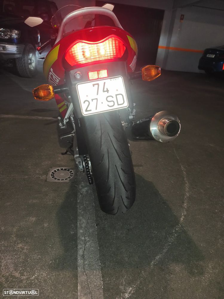 Honda CBR CBR 600 F4I - 7