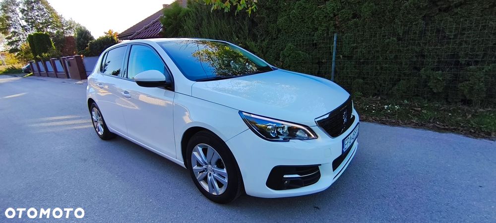 Peugeot 308 2020 photo 3