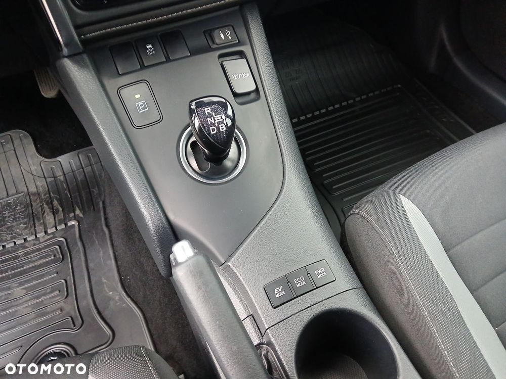 Toyota Auris Hybrid 135 Premium - 35