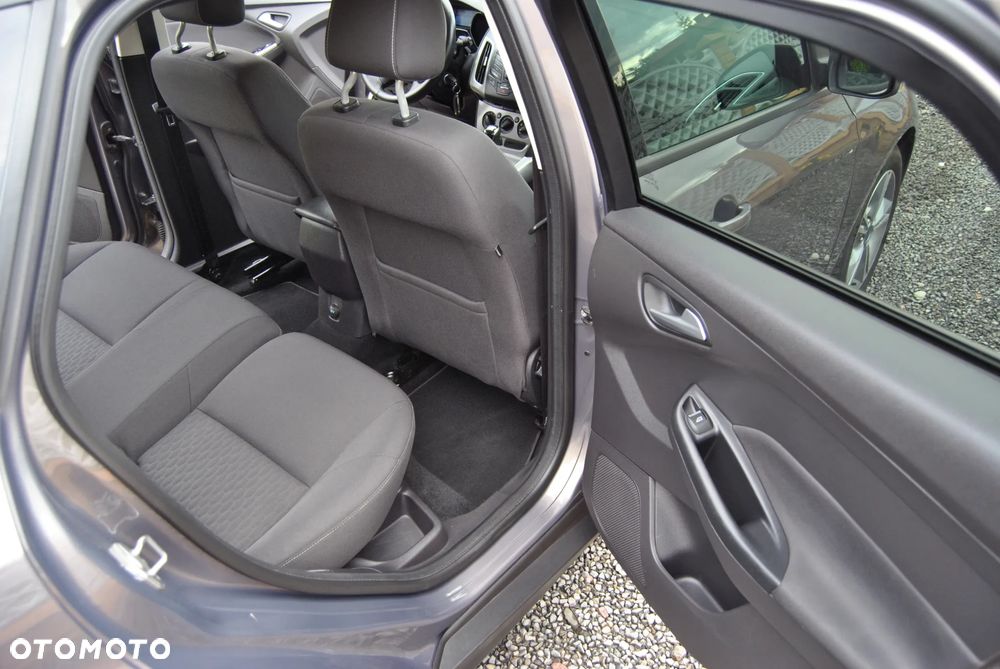 Ford Focus - 35
