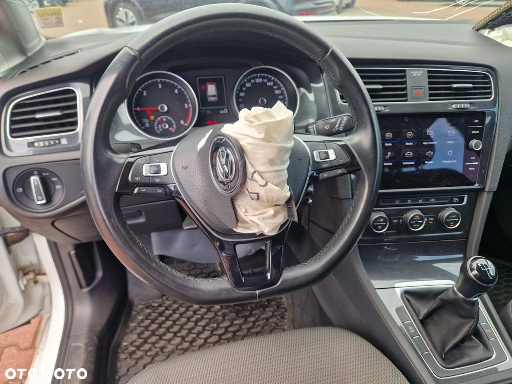 Volkswagen Golf 1.6 TDI BMT Comfortline - 20