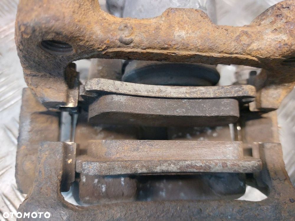 TARCZE HAMULCOWE TYŁ + KLOCKI + ZACISKI  VOLKSWAGEN TOURAN I 254MM - 8