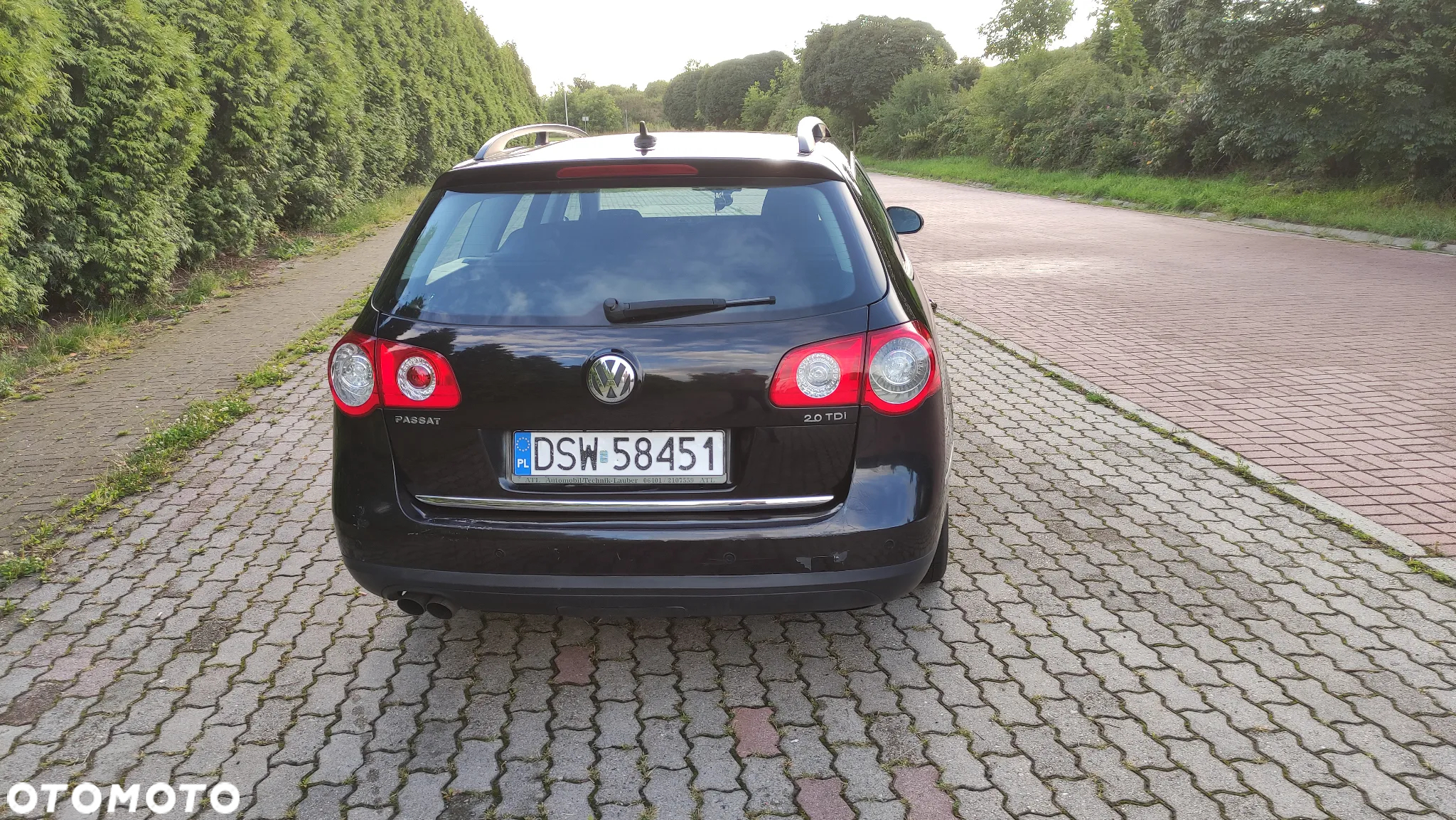 Volkswagen Passat 2.0 TDI DPF Highline - 10
