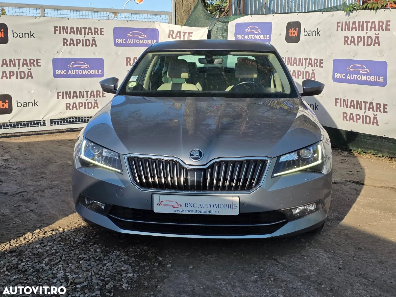 Skoda Superb 2.0 TDI Style - 1