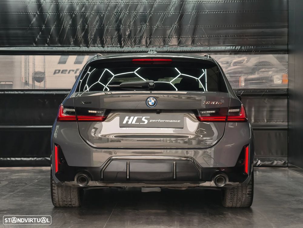 BMW 330 e Pack Desportivo M Pro Auto - 58