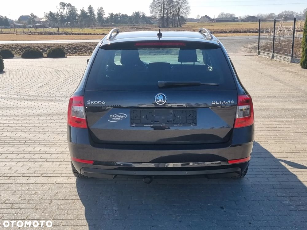 Skoda Octavia 2.0 TDI DSG Tour - 6