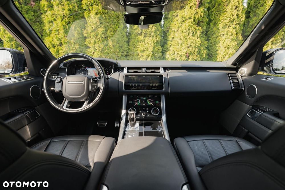 Land Rover Range Rover Sport - 11