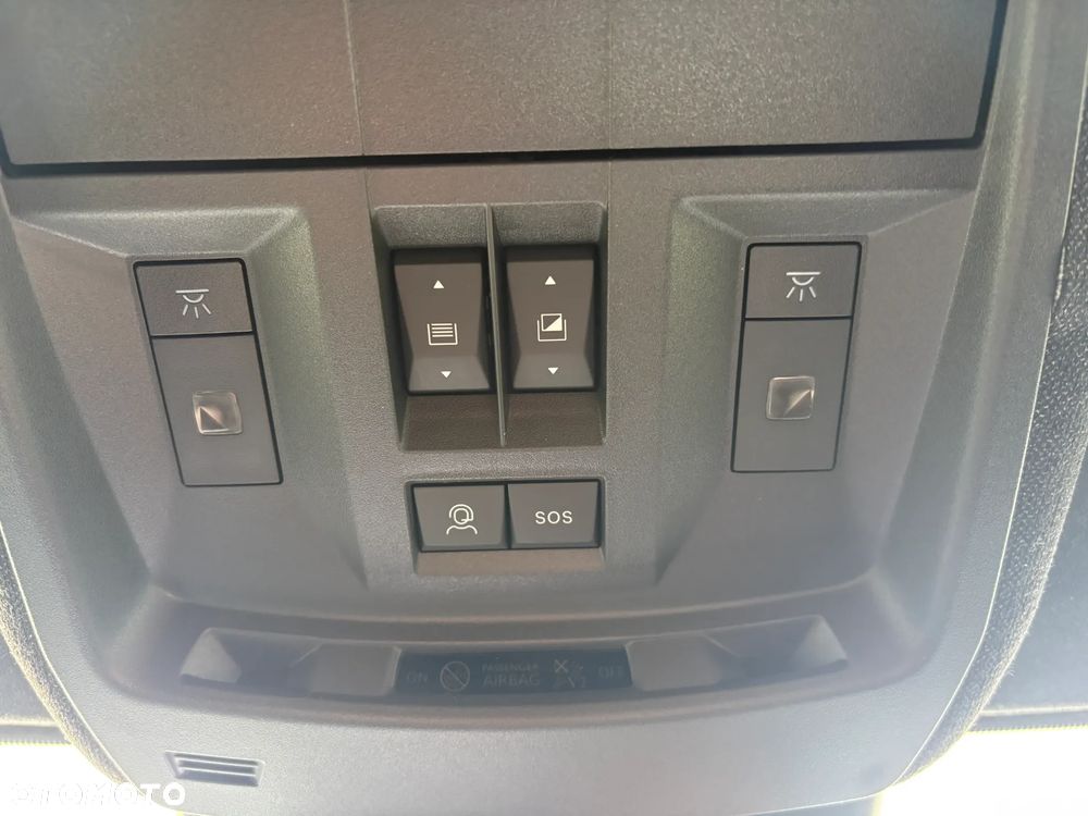 Jeep Compass 73.7kWh First Edition FWD - 26