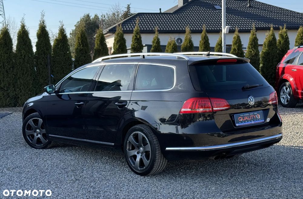 Volkswagen Passat - 11