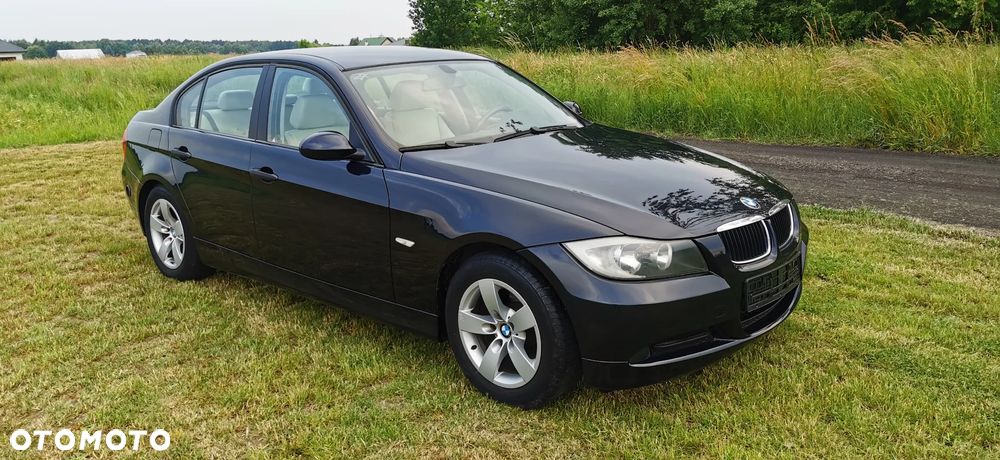 BMW Seria 3 318i - 31