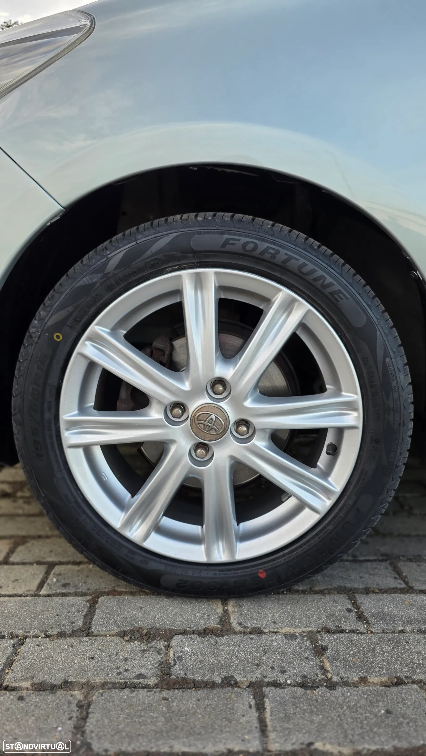 Toyota Yaris 1.4 D-4D Comfort+Navi - 15