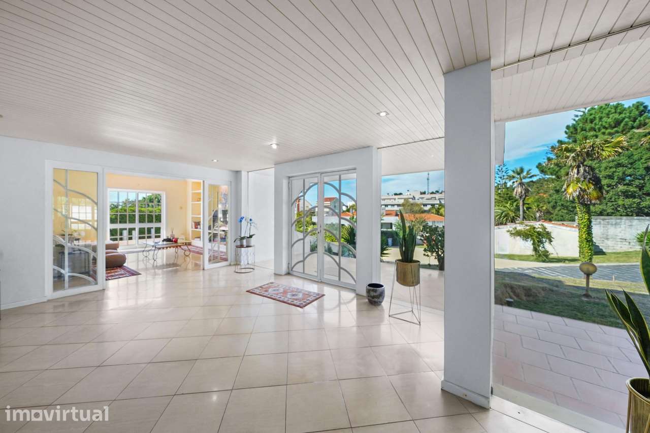Moradia 8 suites e casa independente com 2 suítes, com piscinas... - Grande imagem: 4/48