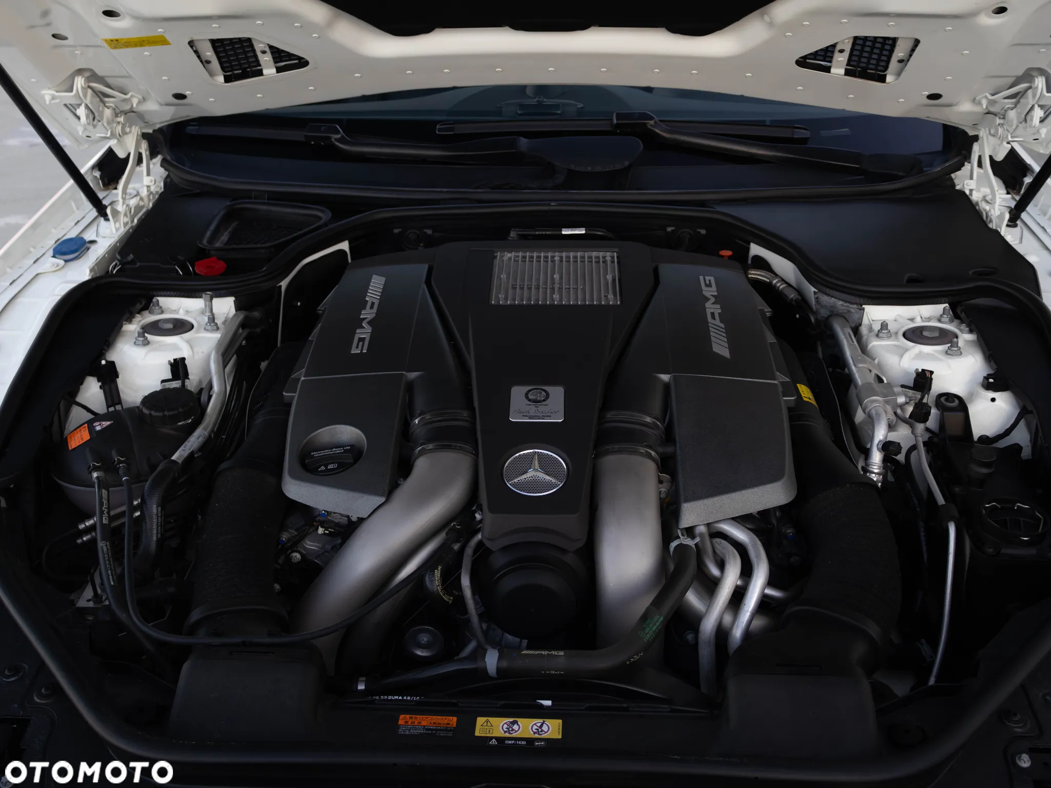 Mercedes-Benz SL 63 AMG - 36