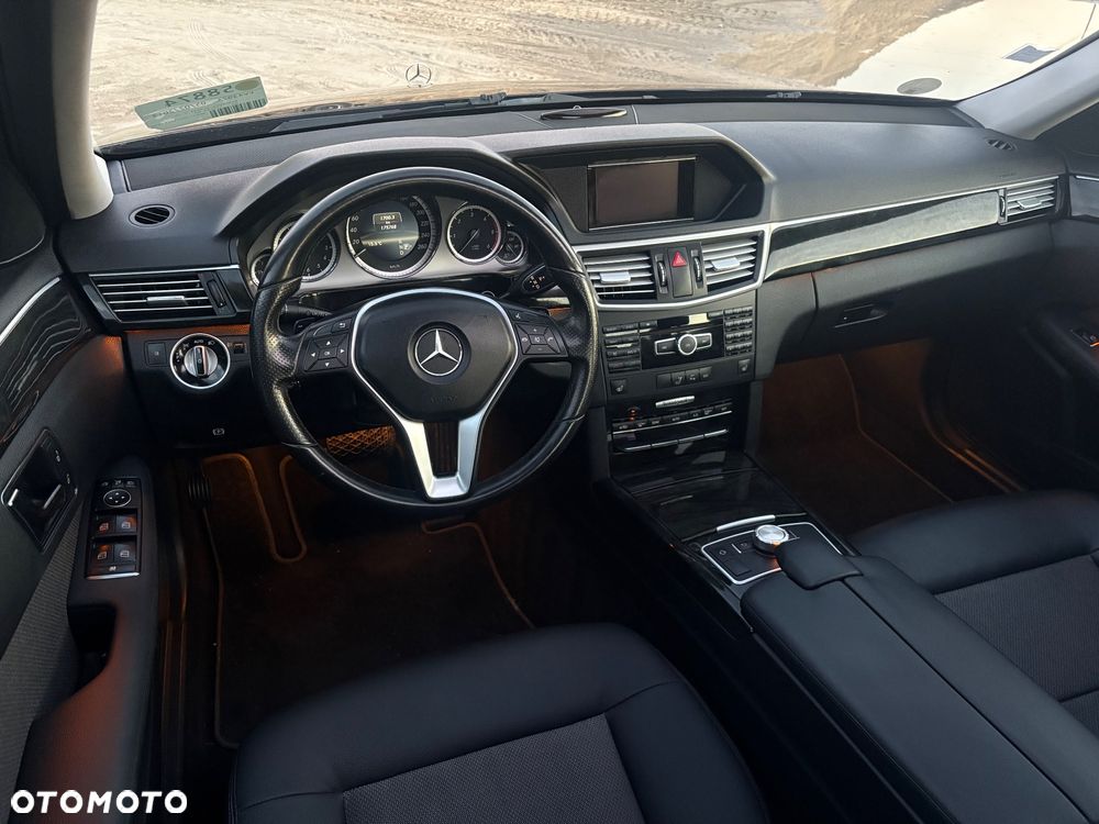 Mercedes-Benz Klasa E - 11