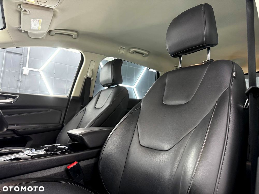 Ford S-Max 2.0 TDCi Bi-Turbo Titanium PowerShift - 25