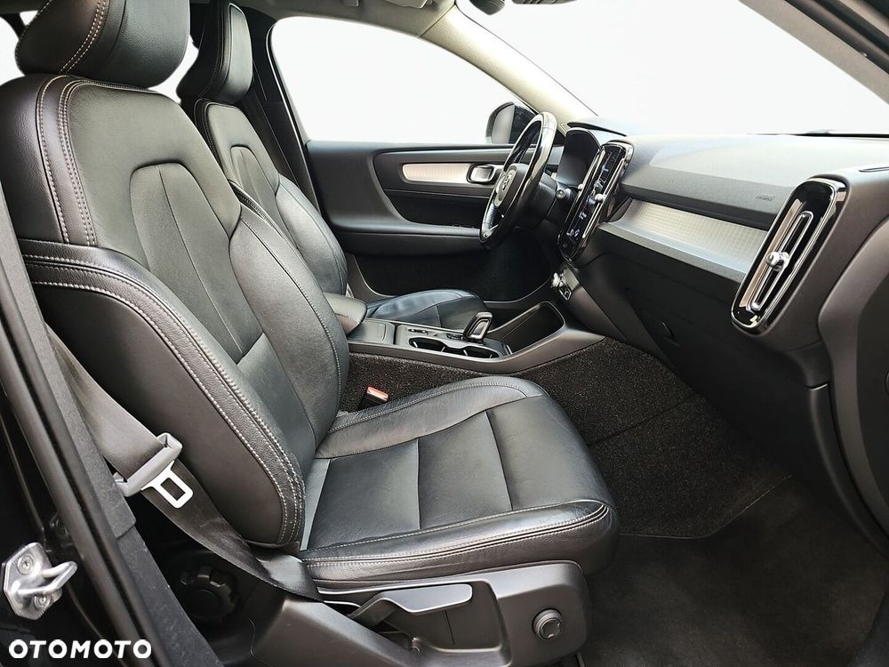 Volvo XC 40 D3 Momentum - 18