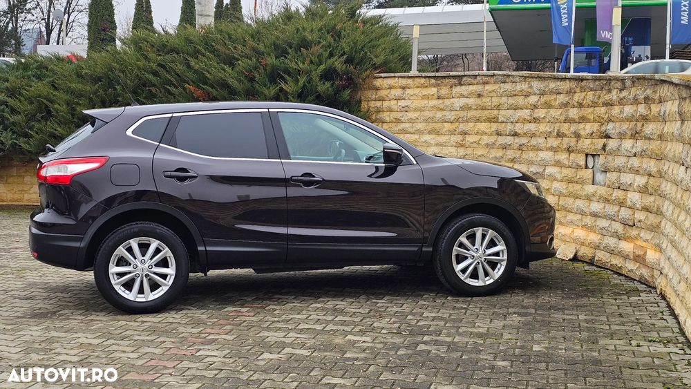 Nissan Qashqai 1.2 DIG-T TEKNA - 6