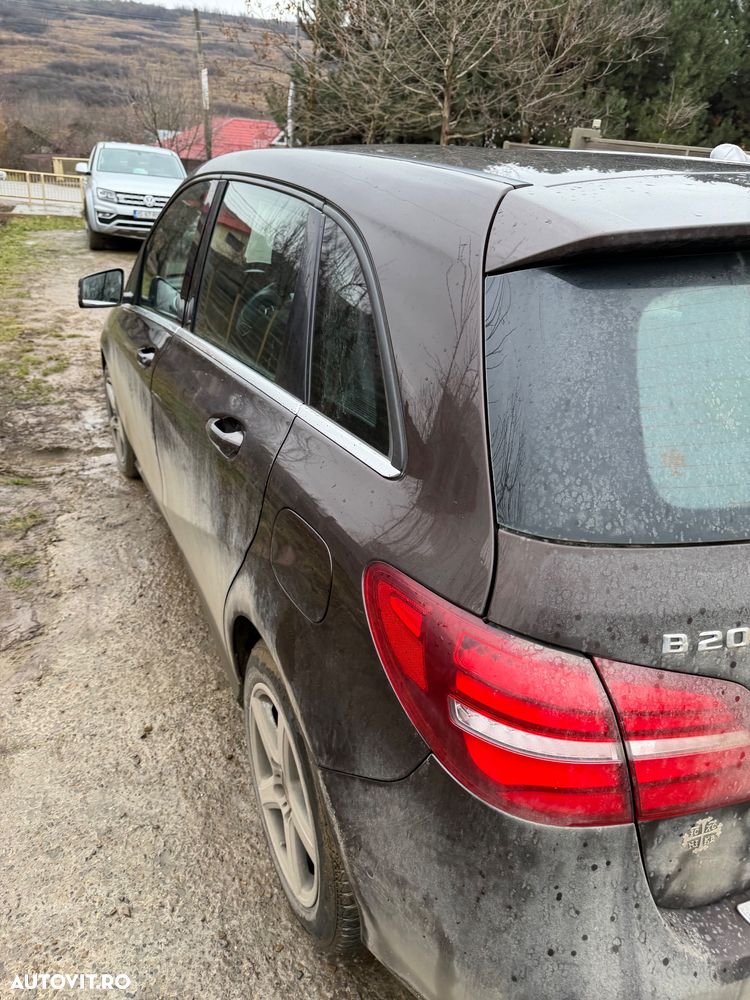 Mercedes-Benz B 220 d Aut. - 10