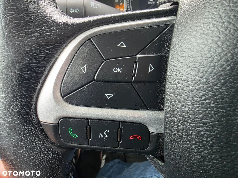 Jeep Renegade 1.4 MultiAir Longitude - 16
