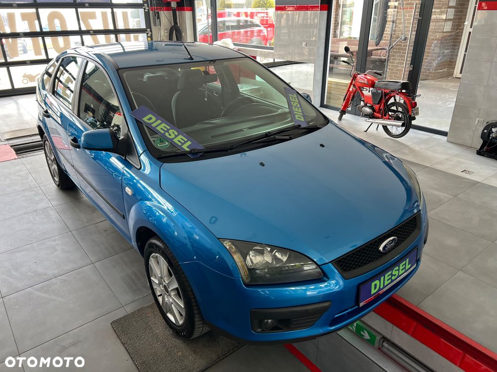 Ford Focus 1.6 TDCi DPF Ambiente - 12