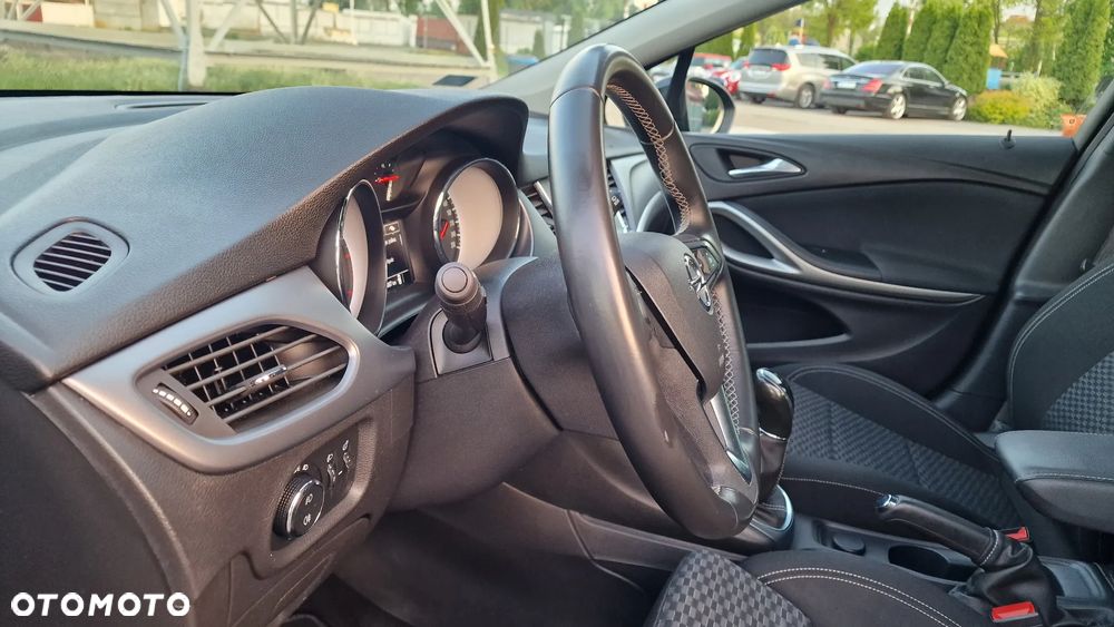 Opel Astra V 1.6 CDTI Dynamic S&S - 25