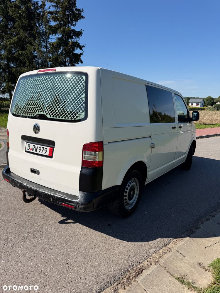 Volkswagen Transporter - 11