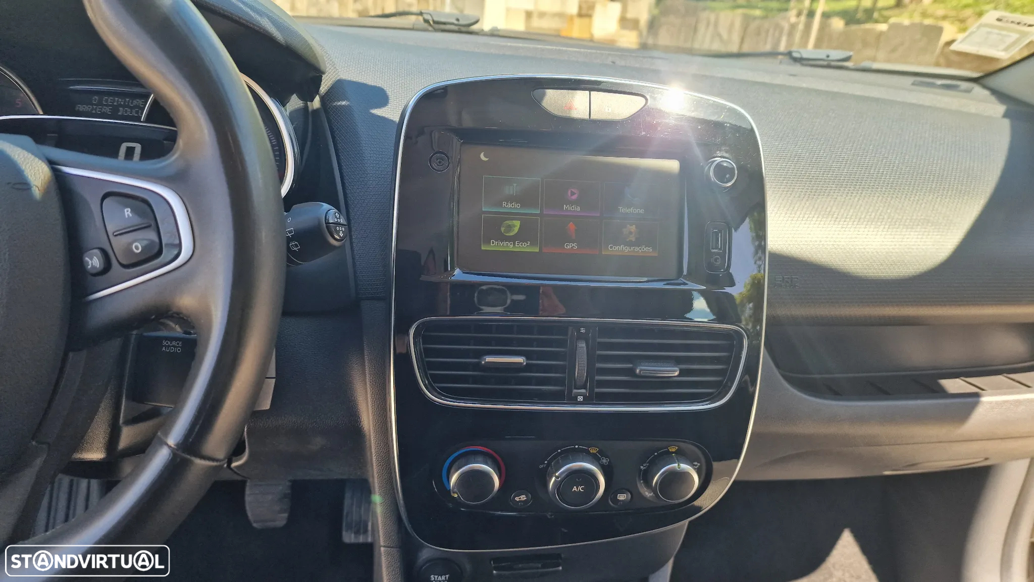 Renault Clio 1.5 dCi Zen - 16