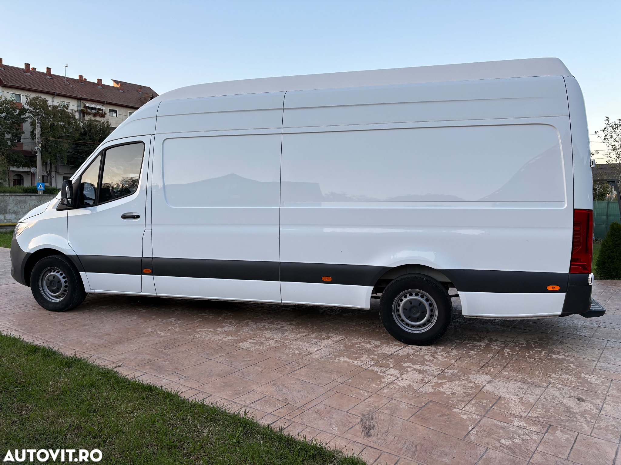 Mercedes-Benz Sprinter 316 - 7